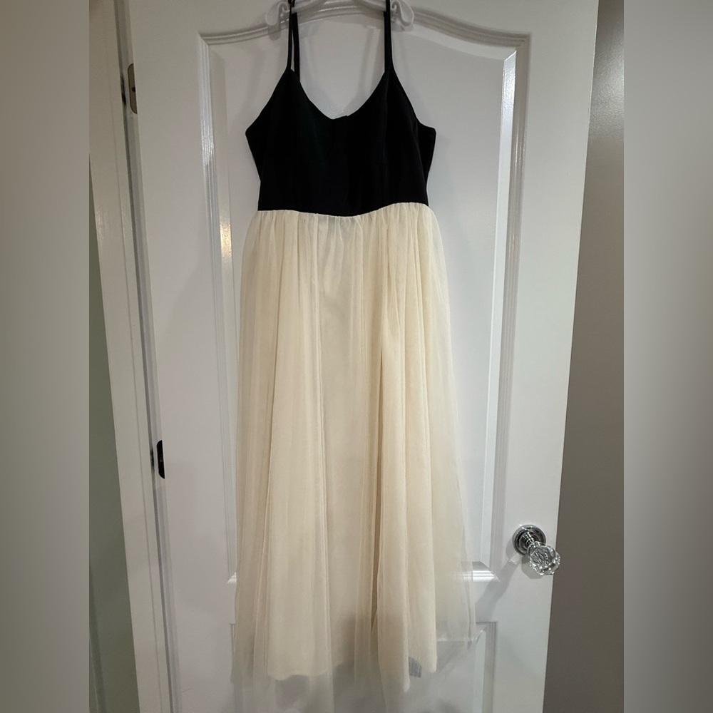 Cupshe Black and Cream Maxi Dress